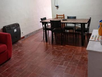 VENTA CASA 200M2 ALTO COMEDERO 2 HABITACIONES