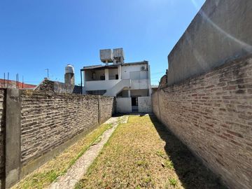 VENTA CASA MULTIFAMI 5 AMBIENTES LOMAS DEL MIRADOR