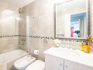 VENTA 3 AMB CON 2 COCHERAS- CABALLITO APTO CREDITO