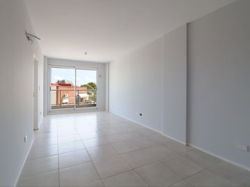2 ambientes en venta - Colegiales - Apto Crédito