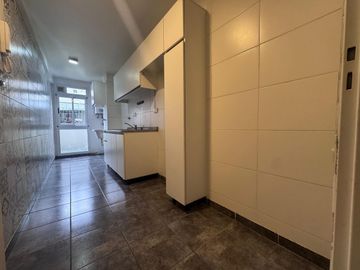 VENTA DEPARTAMENTO PARQUE PATRICIOS CON RENTA