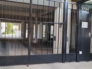 VENTA DEPARTAMENTO PARQUE PATRICIOS CON RENTA