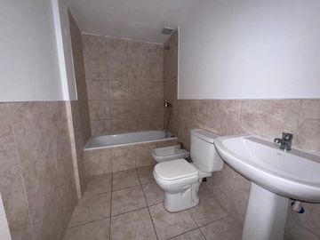 VENTA DEPARTAMENTO PARQUE PATRICIOS CON RENTA