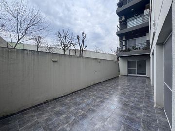 VENTA DEPARTAMENTO PARQUE PATRICIOS CON RENTA