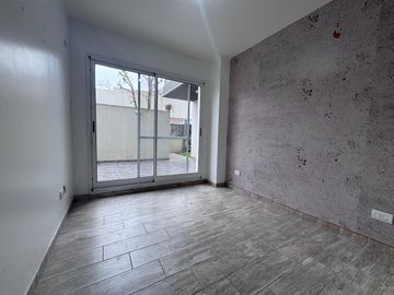 VENTA DEPARTAMENTO PARQUE PATRICIOS CON RENTA