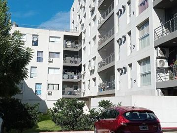 VENTA DEPARTAMENTO PARQUE PATRICIOS CON RENTA