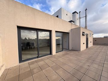 DPTO 2 AMB C/BALCON EN VENTA ZONA UADE CABA