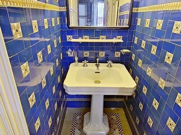 EDIFICIO DE CATEGORIA EN VENTA EN CABALLITO