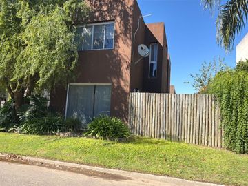 VENTA CASA 4AMB B°CALIFORNIA VILLAGE APTO CREDITO