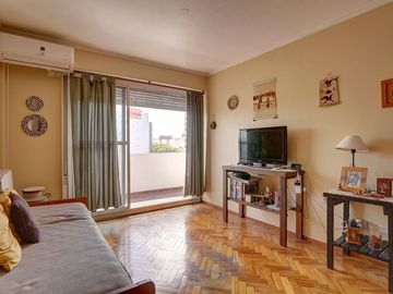 Venta Dept 4 Amb Depen Balcón Piso Alto Caballito
