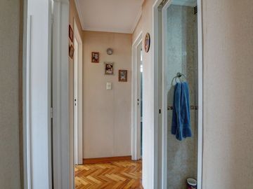 Venta Dept 4 Amb Depen Balcón Piso Alto Caballito