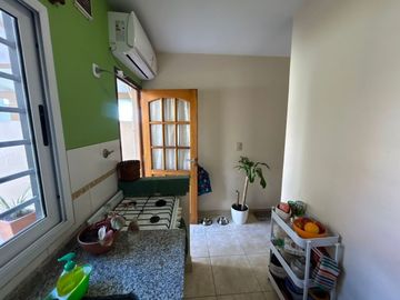 VENTA DUPLEX 3AMB MERLO COCHERA PATIO APTO CREDITO