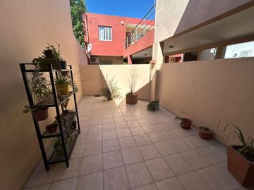 VENTA DUPLEX 3AMB MERLO COCHERA PATIO APTO CREDITO