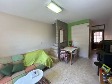 VENTA DUPLEX 3AMB MERLO COCHERA PATIO APTO CREDITO