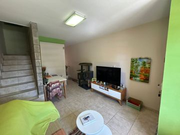 VENTA DUPLEX 3AMB MERLO COCHERA PATIO APTO CREDITO