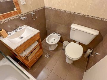 Venta Monoambiente Guemes amoblado