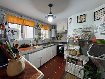 PH 6 AMBIENTES CON TERRAZA SIN EXPENSAS CABALLITO