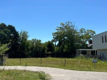 LOTE 711 M2 COUNTRY CLUB PRIV LOMA VERDE ESCOBAR