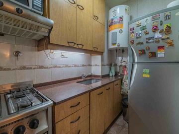 Depto 3 amb. con patio en pb – San Cristobal