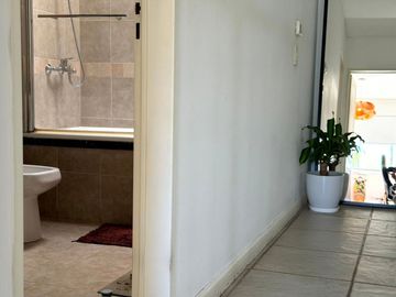 VENTA DÚPLEX 3 AMB. CON JARDIN PELLEGRINI VILLAGE