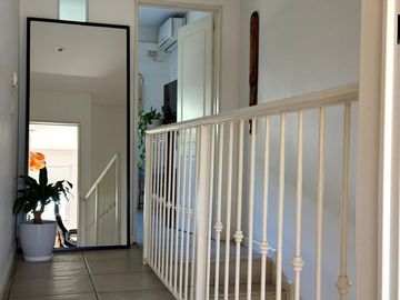 VENTA DÚPLEX 3 AMB. CON JARDIN PELLEGRINI VILLAGE