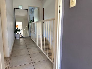 VENTA DÚPLEX 3 AMB. CON JARDIN PELLEGRINI VILLAGE
