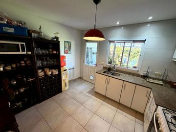 VENTA DÚPLEX 3 AMB. CON JARDIN PELLEGRINI VILLAGE