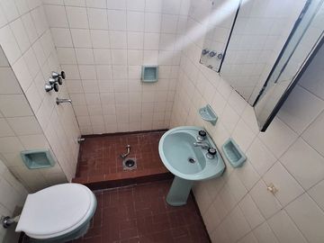 VENTA DEPARTAMENTO A RECICLAR 1 DORMITORIO LOURDES