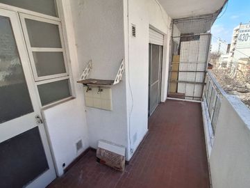 VENTA DEPARTAMENTO A RECICLAR 1 DORMITORIO LOURDES