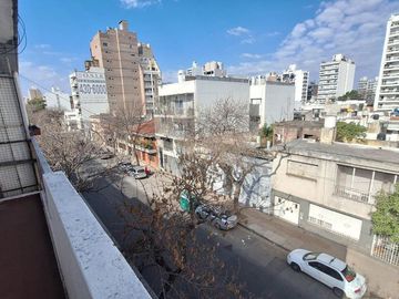 VENTA DEPARTAMENTO A RECICLAR 1 DORMITORIO LOURDES