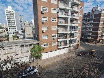 VENTA DEPARTAMENTO A RECICLAR 1 DORMITORIO LOURDES