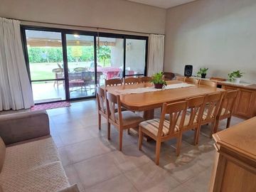 VENTA CASA CON PILETA EN ALTOS DE MANZANARES PILAR