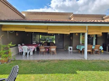 VENTA CASA CON PILETA EN ALTOS DE MANZANARES PILAR