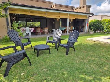 VENTA CASA CON PILETA EN ALTOS DE MANZANARES PILAR