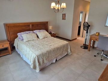 VENTA CASA CON PILETA EN ALTOS DE MANZANARES PILAR