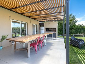 Venta Casa 4 dorm lote interno El Canton Escobar