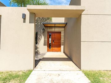 Venta Casa 4 dorm lote interno El Canton Escobar