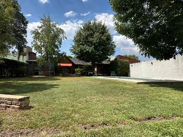 VENTA CASA QUINTA 5 AMBIENTES CON PILETA INCREIBLE