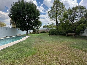 VENTA CASA QUINTA 5 AMBIENTES CON PILETA INCREIBLE