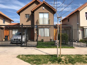 Casa en venta  en PUDAHUEL