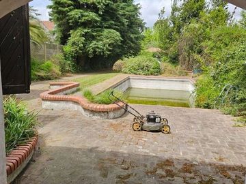 VENTA CASA 5 AMBIENTES ADROGUE