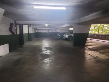 Cochera venta Tribunales Uruguay San Nicolas CABA