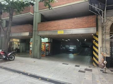 Cochera venta Tribunales Uruguay San Nicolas CABA