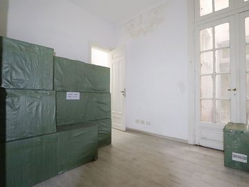 DEPARTAMENTO VENTA 6 AMB CON PATIO APTO CREDITO
