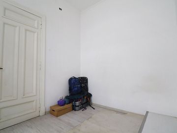 DEPARTAMENTO VENTA 6 AMB CON PATIO APTO CREDITO