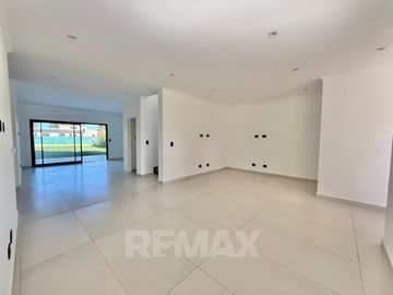 CASA 6AMB VENTA B° SAN PABLO MUDATE YA CON EL 30%