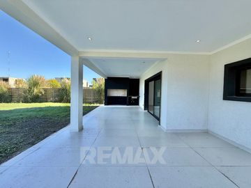 CASA 6AMB VENTA B° SAN PABLO MUDATE YA CON EL 30%