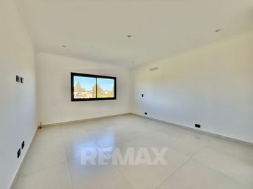 CASA 6AMB VENTA B° SAN PABLO MUDATE YA CON EL 30%