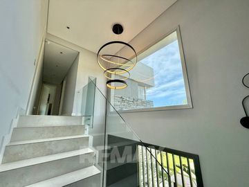 CASA 6 AMB BARRIO AYRES PLAZA PILAR PREMIUM