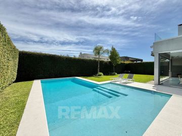 CASA 6 AMB BARRIO AYRES PLAZA PILAR PREMIUM